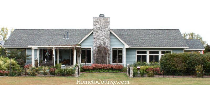 HometoCottage.com front of house with landscaping
